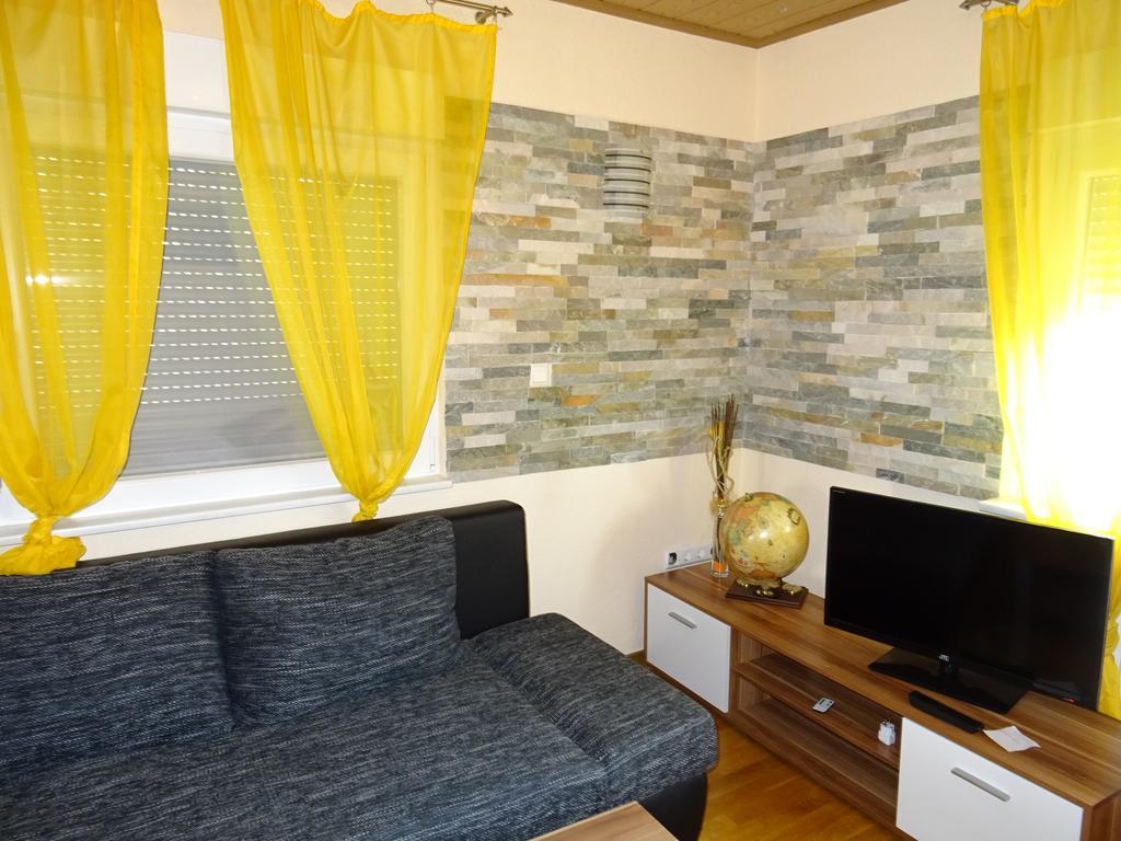 Apartment Euro As Kappel-Grafenhausen Dış mekan fotoğraf